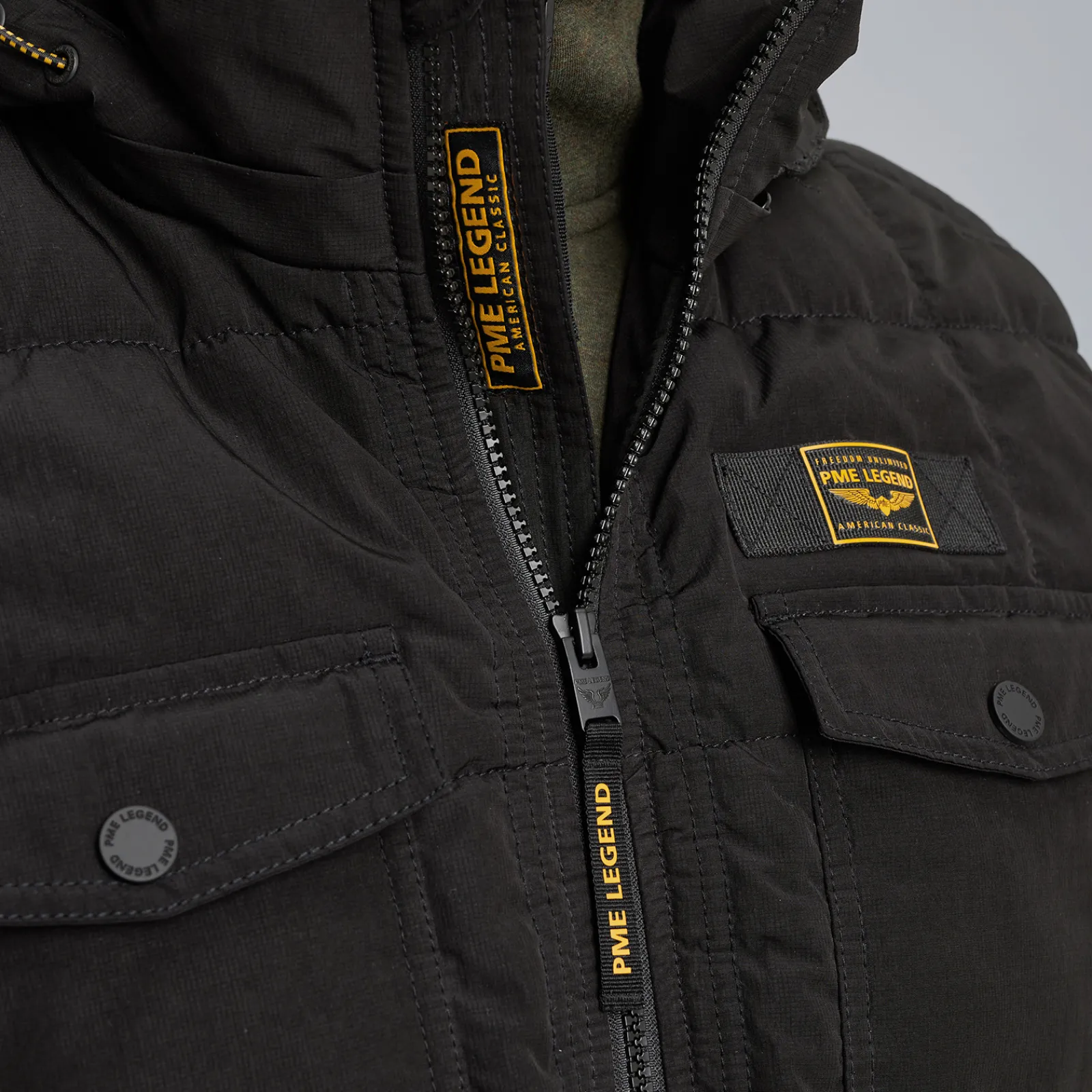 PME Legend Yetwing Bodywarmer Zwart Sale